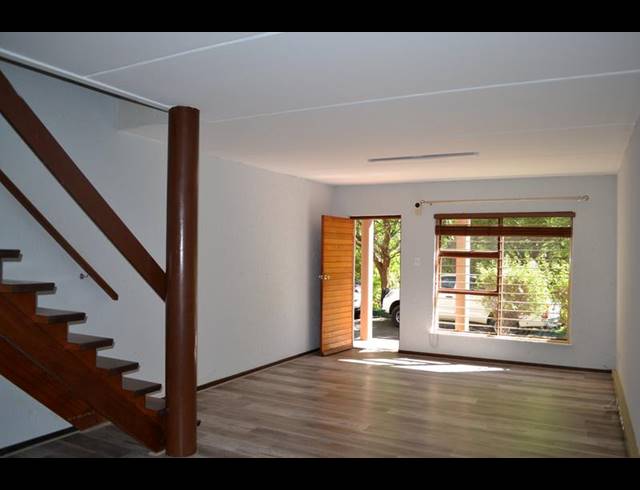 3 BEDROOM PROPERTY TO RENT IN KENMARE